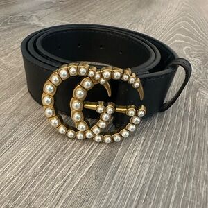 Gucci pearl belt